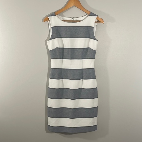 Cremieux Striped Shift Dress. Size 2. - Picture 1 of 12